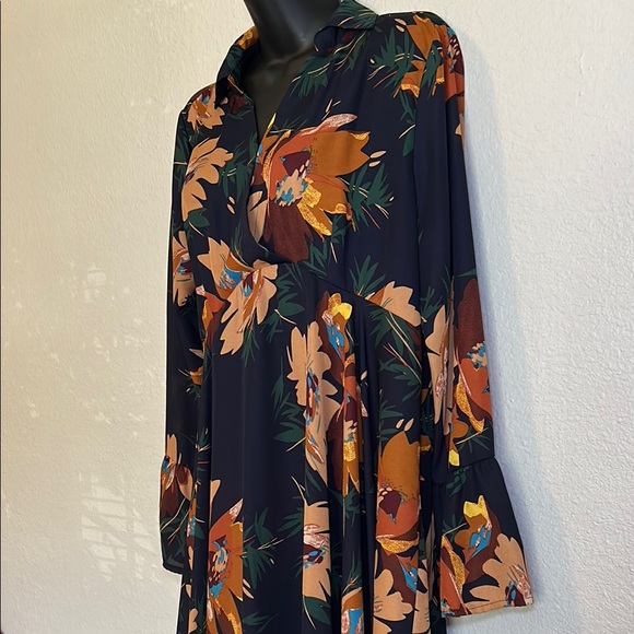 Umgee Navy Floral Long Sleeve Dress - Picture 5 of 8